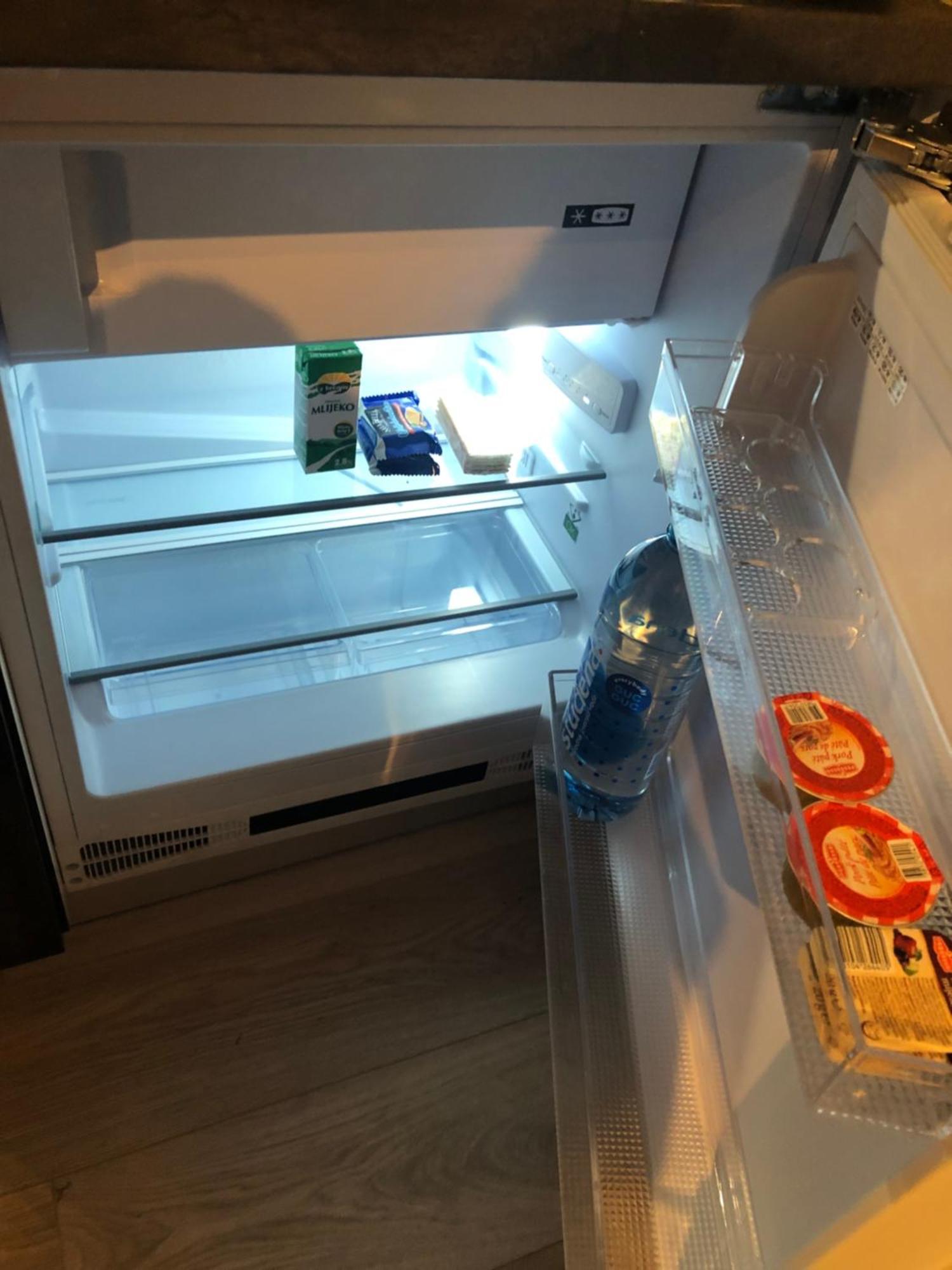 Petite Grey Apartment With Free Private Parking Zagreb Eksteriør billede